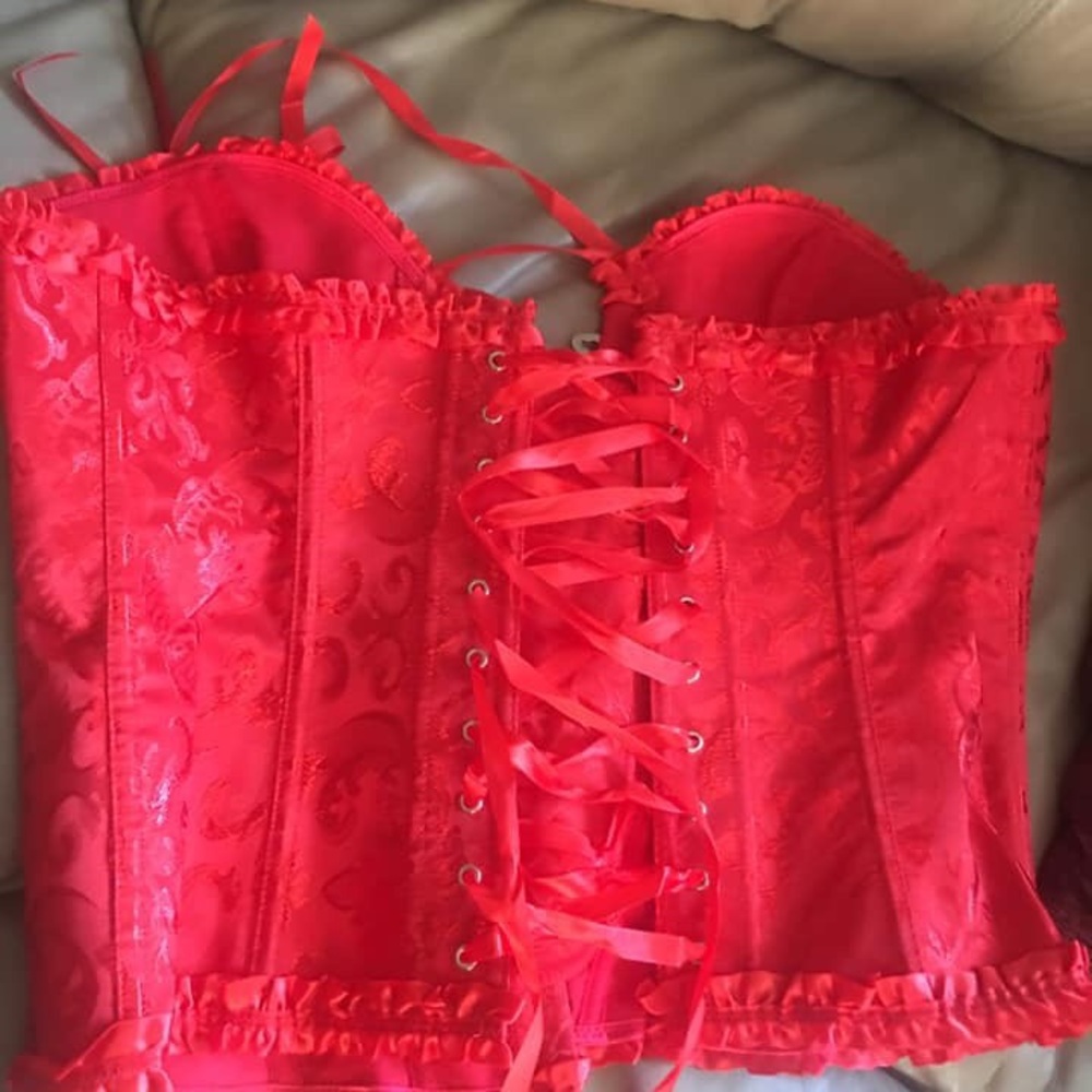 Bone in corset fashion waste trainer